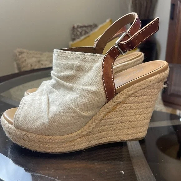 Soda Jafari Cream and Brown Platform Espadrilles Ruched Canvas Wedge Heel 6.5​ - Picture 7 of 7